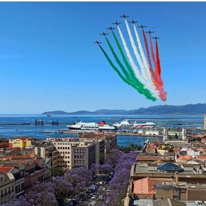 Cagliari, 27 maggio 2020 - Le frecce tricolori a Cagliari
