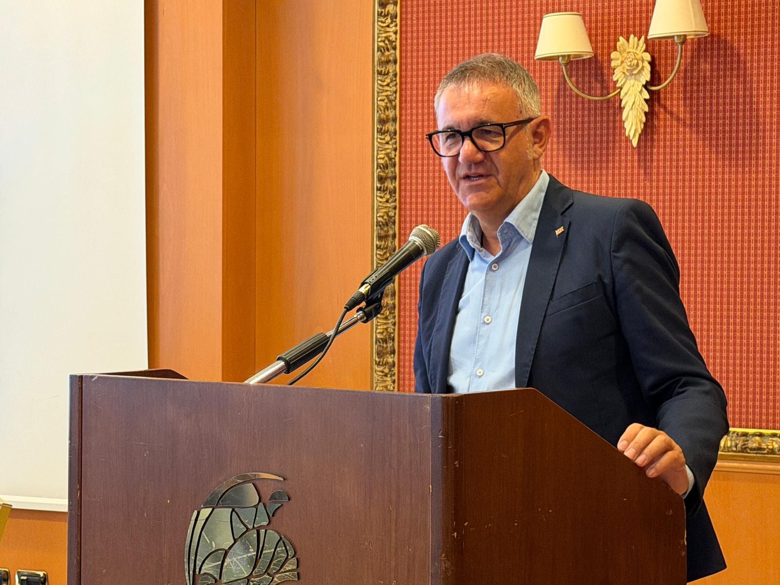 Premiazione laureati donatori, presidente Comandini ad Avis 'Siete straordinario esempio di impegno per il prossimo'